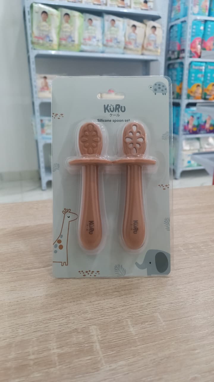 Kuru Training Spoon 2 Step Pink