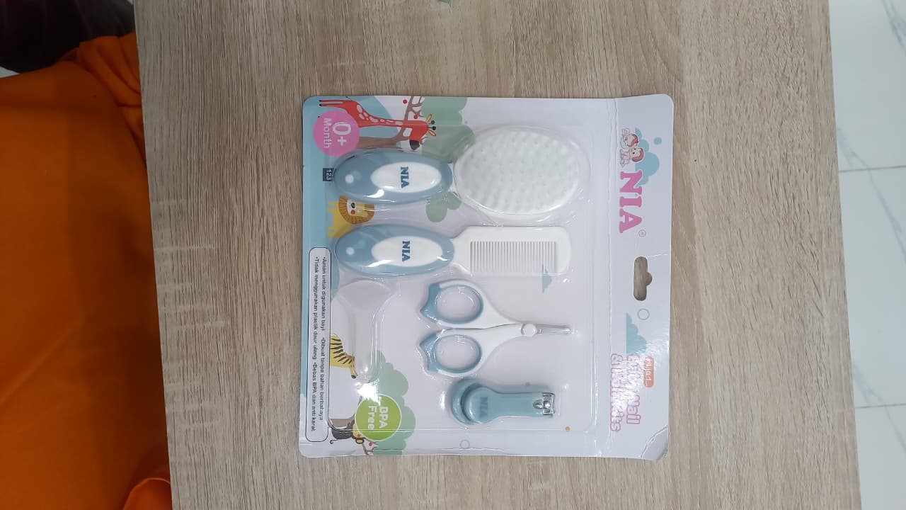 NIA 4 IN 1 NAIL & HAIR