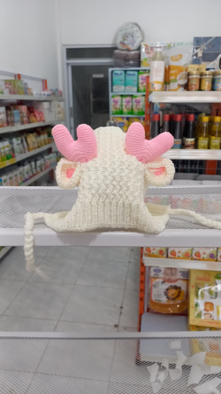 Miwa Kupluk Rusa Putih