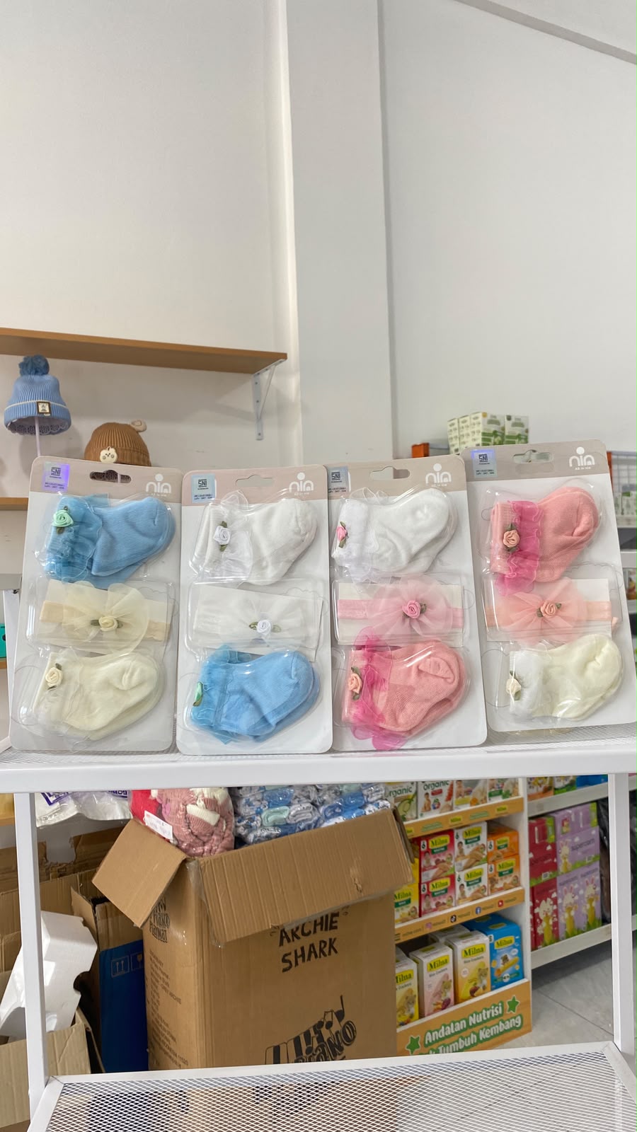 Nia 2 Girl Sock And Headband Set