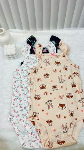 CARTER'S BODYSUIT WITH SNAP BUTTON CLOSURE 18M