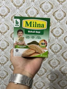 MILNA BABY BISKUIT K HIJAU 110G